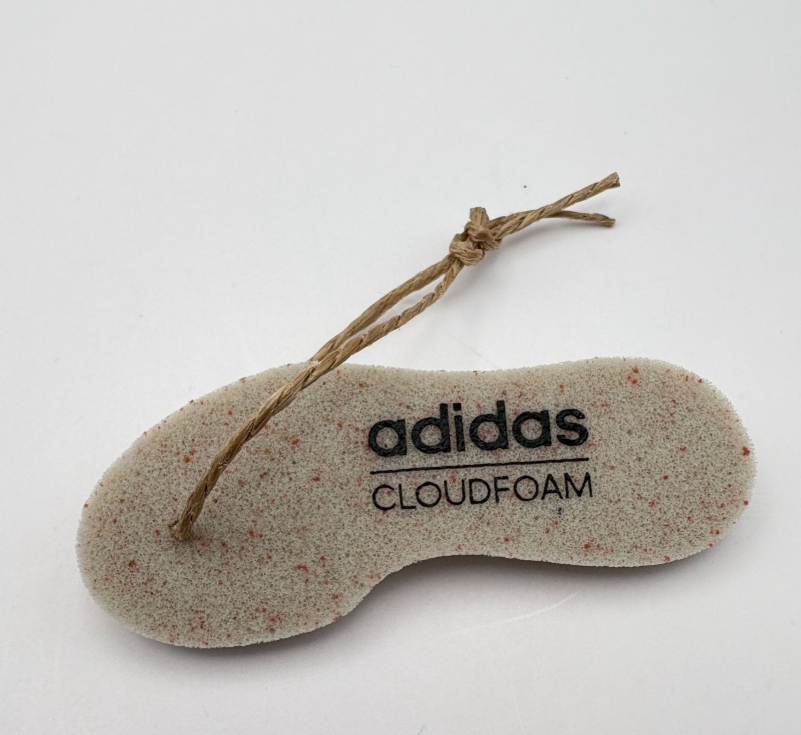 Adidas Cloudfoam Hangtag Keychain Sports Souvenir Adidas Cloudfoam Hangtag Keychain Sports Souvenir