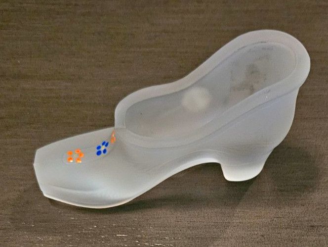 Vintage Westmoreland Glass White Satin Shoe Slipper Hand Painted Flowers 4.5" Vintage Westmoreland Glass White Satin Shoe Slipper Hand Painted Flowers 4.5"