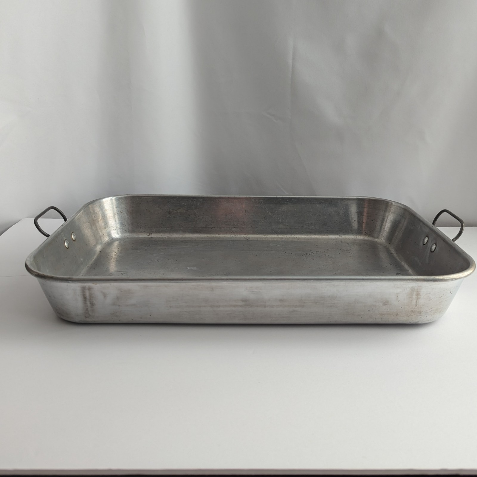 Vintage Wear-Ever Aluminum Roasting Pan No. 2615 w/ Wire Handles USA 17" x 11.5"