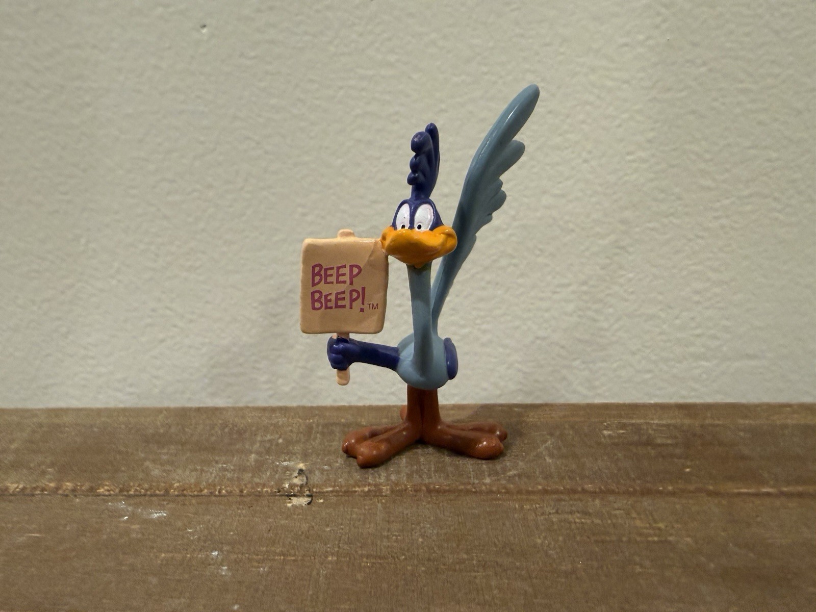 Vintage Looney Tunes Roadrunner PVC Figure with Beep Beep Sign 1990 Applause Vintage Looney Tunes Roadrunner PVC Figure with Beep Beep Sign 1990 Applause