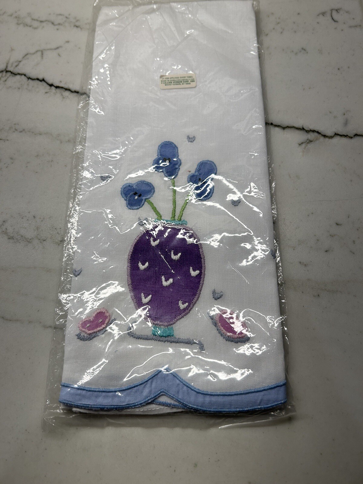Lillian Vernon Fingertip Guest Hand Towel Flower Egg Cotton NEW Easter Lillian Vernon Fingertip Guest Hand Towel Flower Egg Cotton NEW Easter