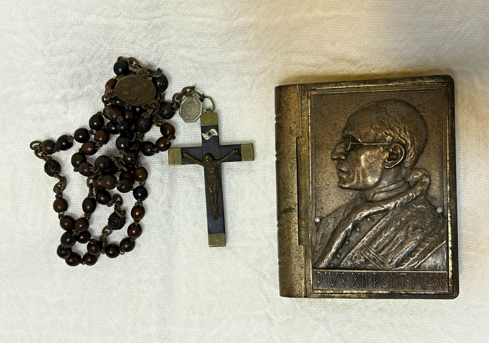 Vintage France Catholic Mission Rosary Ebony Wood Brass Cross Pope Pius XII Case Vintage France Catholic Mission Rosary Ebony Wood Brass Cross Pope Pius XII Case