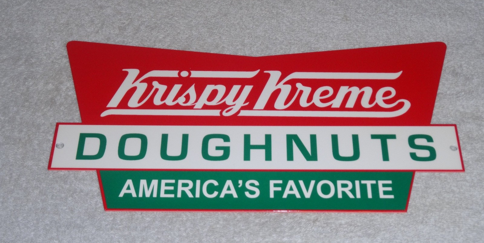 VINTAGE KRISPY KREME DOUGHNUTS 12" METAL CREAM RESTAURANT GASOLINE OIL FOOD SIGN VINTAGE KRISPY KREME DOUGHNUTS 12" METAL CREAM RESTAURANT GASOLINE OIL FOOD SIGN