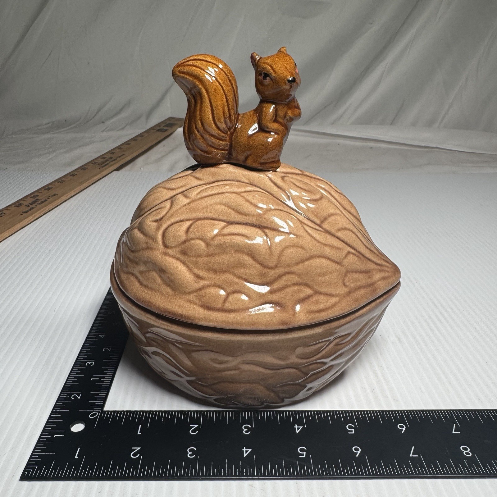 Vintage 1983 Ceramic Walnut Nut Bowl with Squirrel Lid Hand Painted Glazed Tan