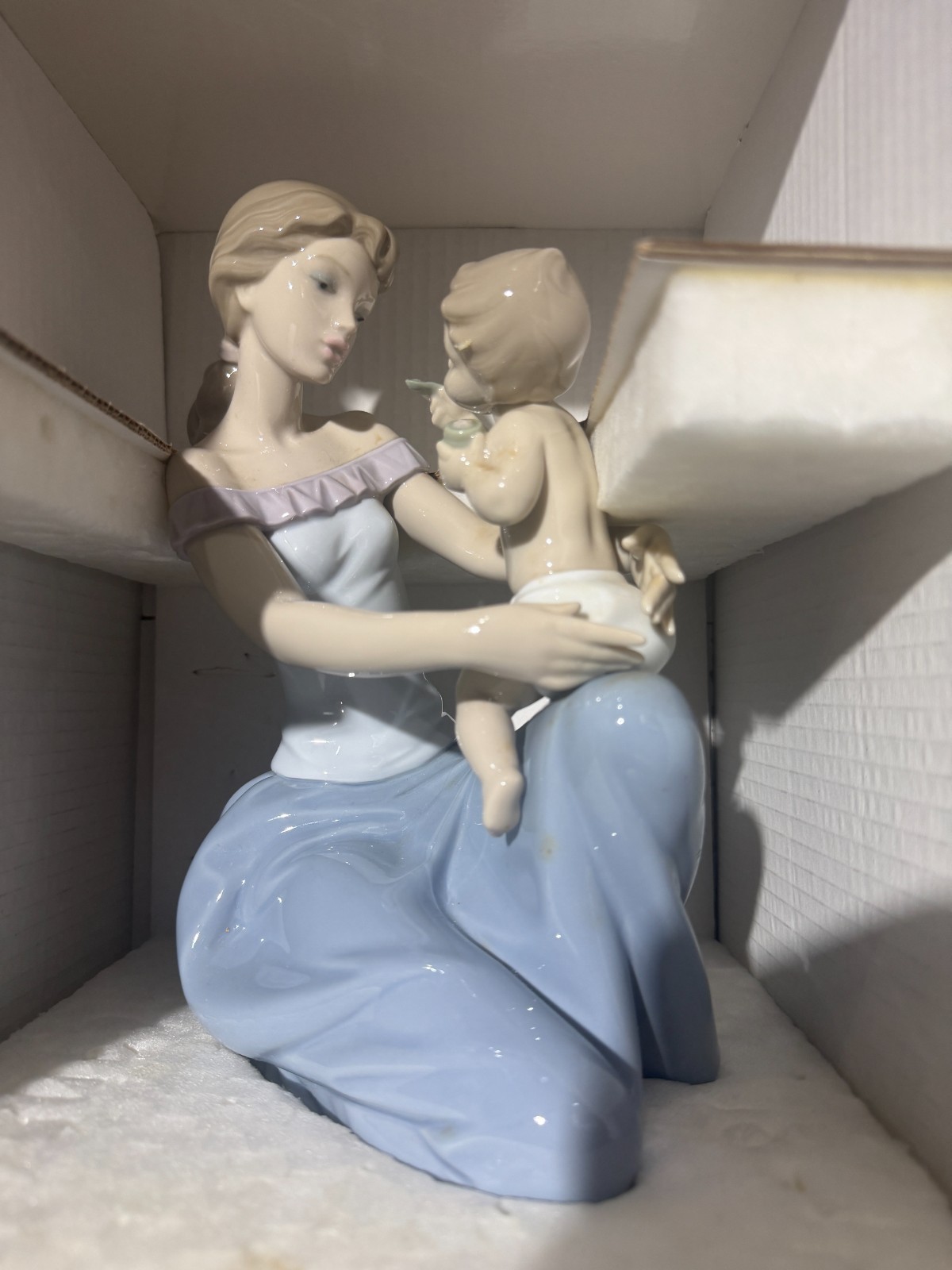 Lladro #6705 6705 One For You, One For Me Porcelain Woman w Baby Rare good cond Lladro #6705 6705 One For You, One For Me Porcelain Woman w Baby Rare good cond