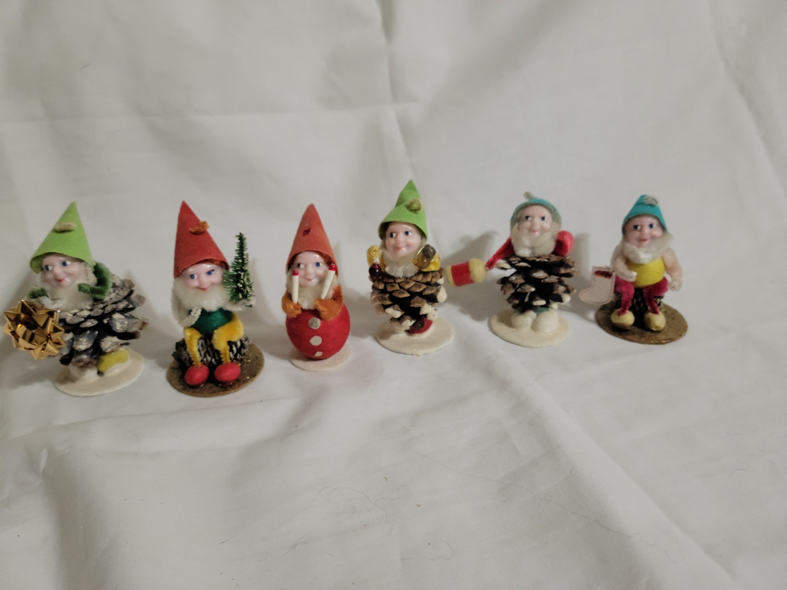 6 Vntg Shiny Brite Christmas Pinecone Dwarfs/Elves Ornaments 3" w/original Box 6 Vntg Shiny Brite Christmas Pinecone Dwarfs/Elves Ornaments 3" w/original Box