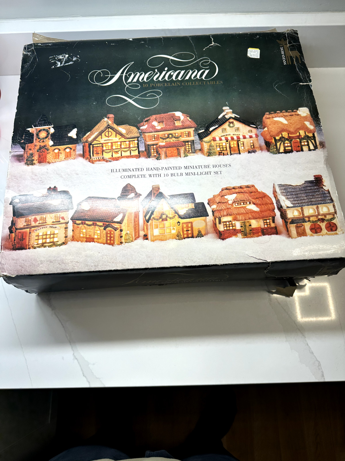 Vintage 1992 Americana 10 Porcelain Collectables Hand Painted Lighted Houses Vintage 1992 Americana 10 Porcelain Collectables Hand Painted Lighted Houses