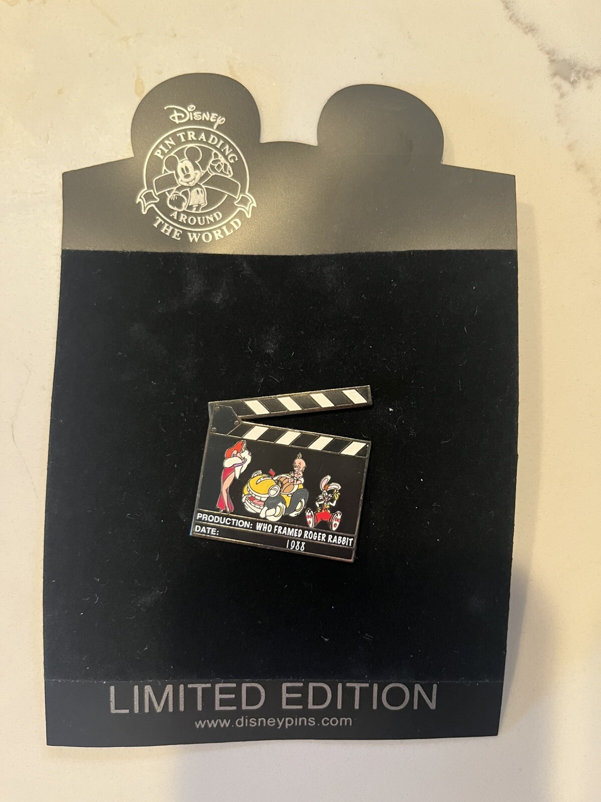 Disney Jessica Who Framed Roger Rabbit 1988 Clapboard LE500 Rare Pin Disney Jessica Who Framed Roger Rabbit 1988 Clapboard LE500 Rare Pin