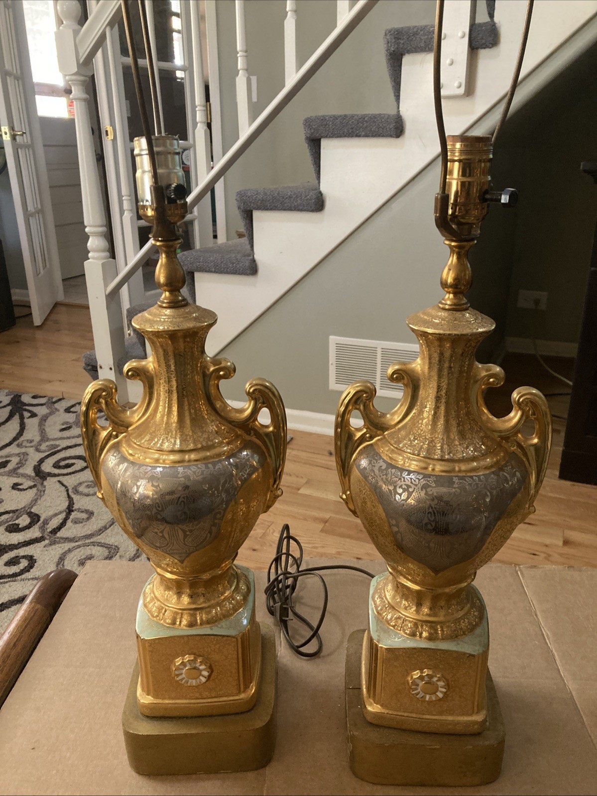 Stunning Vintage Pair LE MIEUX Hollywood Regency/Mid Century Lamps 24K Gold Gilt Stunning Vintage Pair LE MIEUX Hollywood Regency/Mid Century Lamps 24K Gold Gilt
