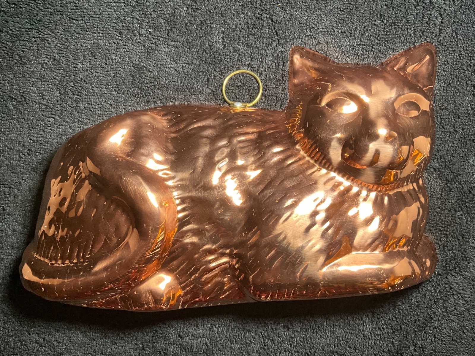 Vintage Large ODI Copper Jello-Cake Mold Sleeping Cat Tin Backing Country 10"