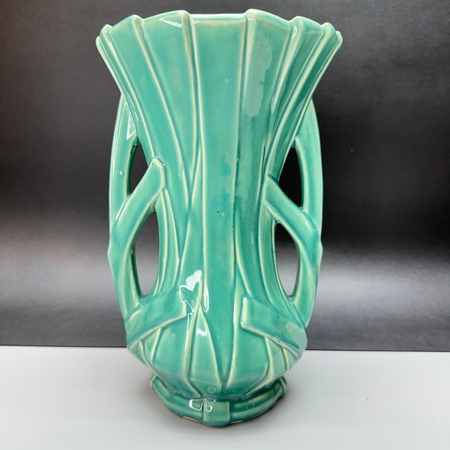 Vintage McCoy Ribbon Vase Art Deco Strap Teal Green 1940s MCM READ Vintage McCoy Ribbon Vase Art Deco Strap Teal Green 1940s MCM READ