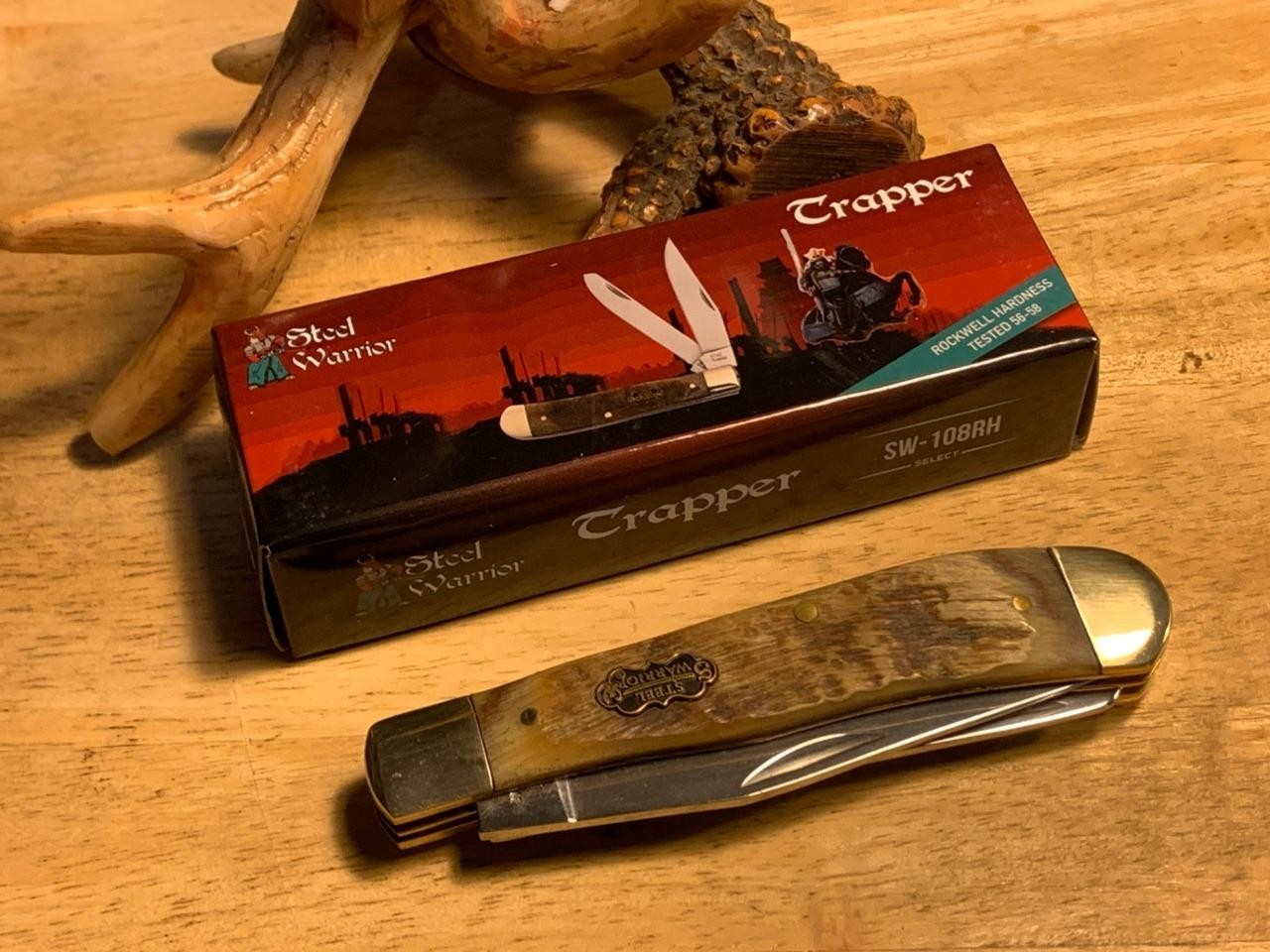 Frost Cutlery Steel Warrior Rams Horn Trapper 4 1/8" Pocket Knife FSW108RH Frost Cutlery Steel Warrior Rams Horn Trapper 4 1/8" Pocket Knife FSW108RH