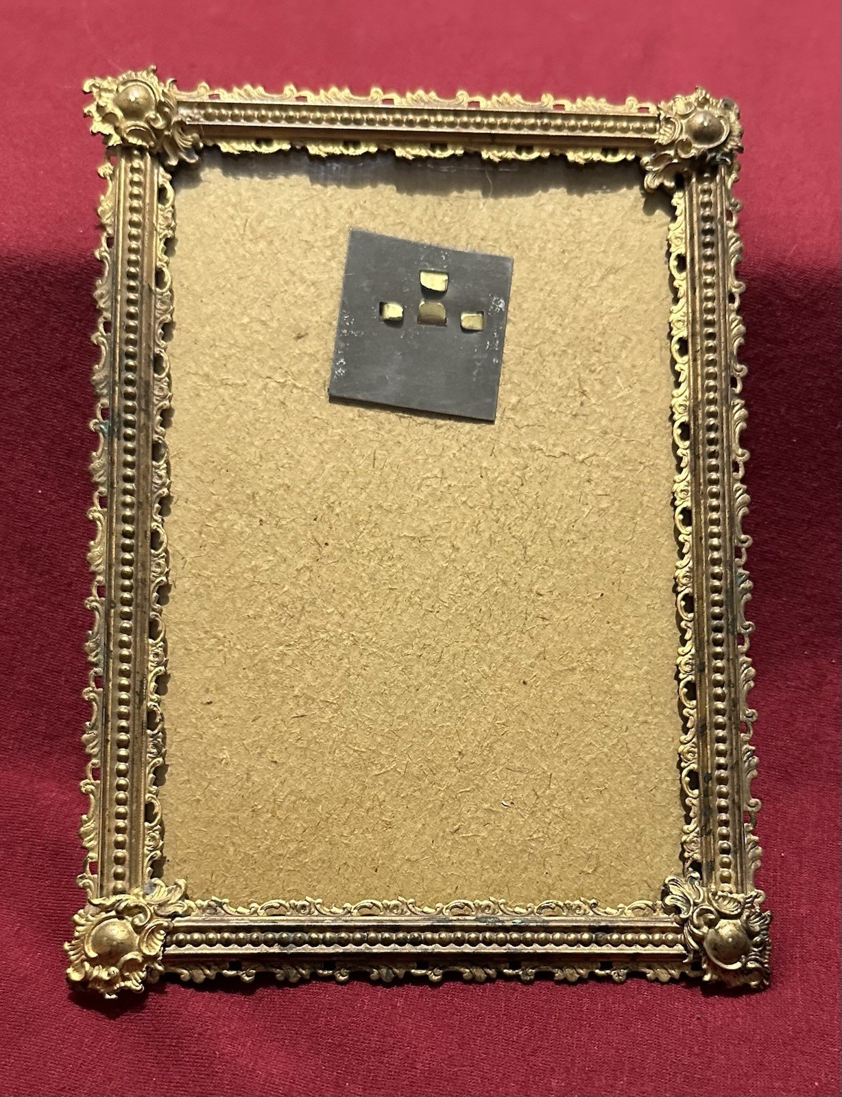 Classic Victorian Brass Ornate Filigree Easel Style Picture Frame Hinge Opening Classic Victorian Brass Ornate Filigree Easel Style Picture Frame Hinge Opening