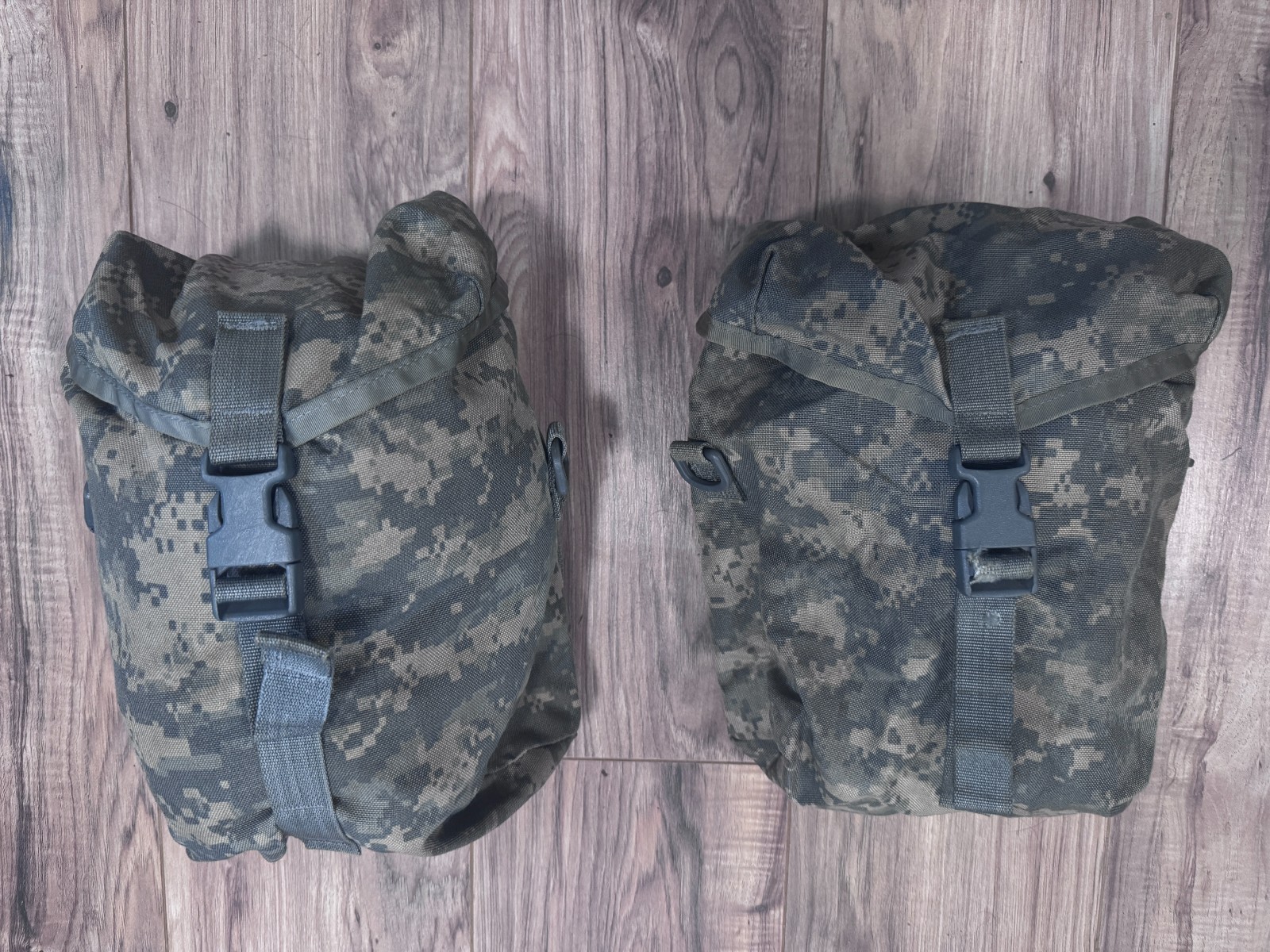 2 USGI MOLLE II Sustainment Pouches ACU Digital Rucksack Military Surplus 2 USGI MOLLE II Sustainment Pouches ACU Digital Rucksack Military Surplus