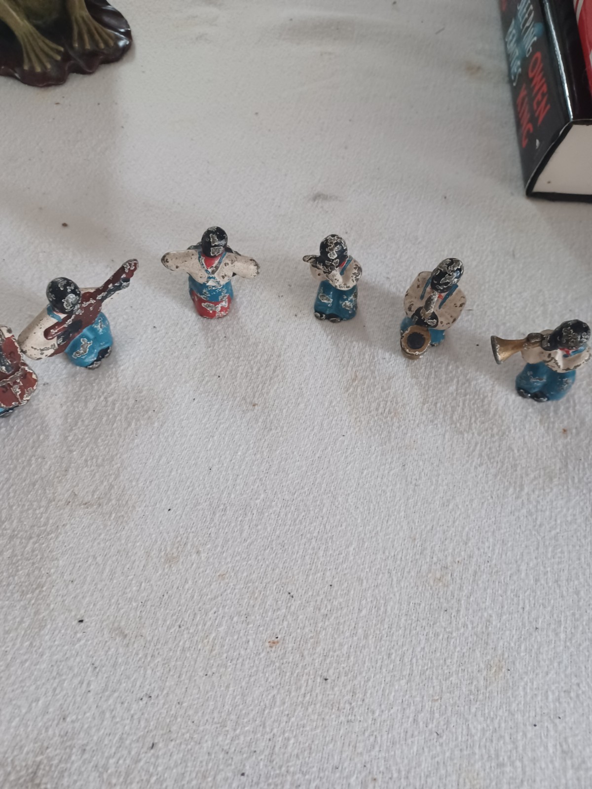 Vintage Hubley Black Americana Set of 6 Complete Musicians Cast Iron Figures Vintage Hubley Black Americana Set of 6 Complete Musicians Cast Iron Figures