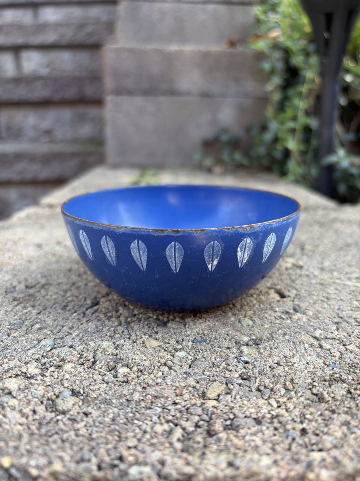 Vintage Blue Catherine Holm Enamelware Bowl Small White Lotus Catherineholm Vintage Blue Catherine Holm Enamelware Bowl Small White Lotus Catherineholm