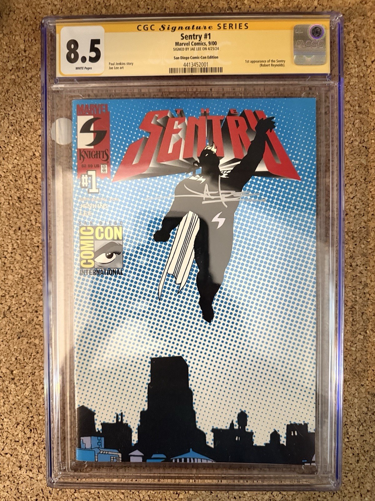 Sentry #1 Comic CGC 8.5 SDCC Variant, First App by Robert Reynolds SS Jae Lee Sentry #1 Comic CGC 8.5 SDCC Variant, First App by Robert Reynolds SS Jae Lee