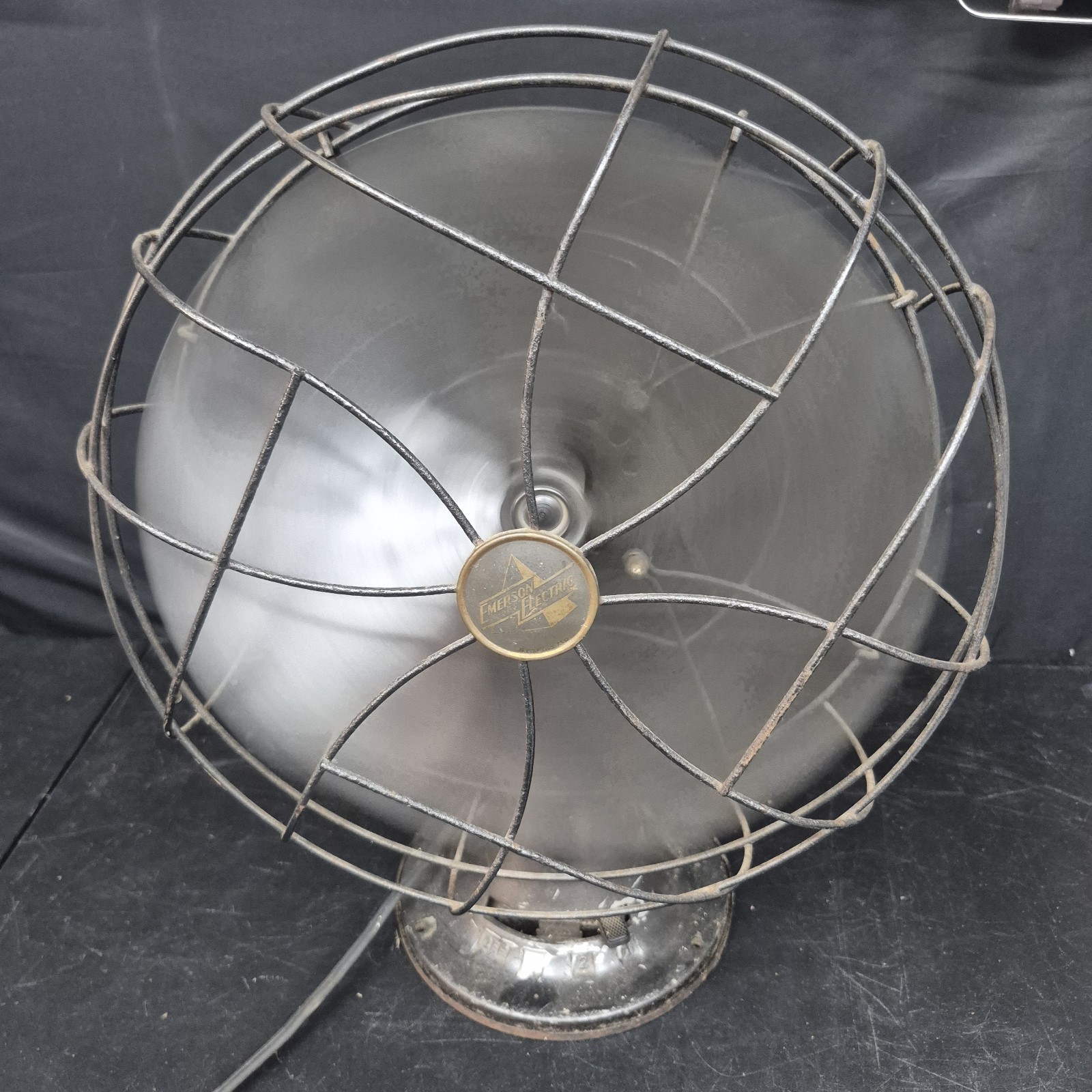 Vintage Emerson 77646-AS Electric Desk Fan TESTED WORKS Vintage Emerson 77646-AS Electric Desk Fan TESTED WORKS
