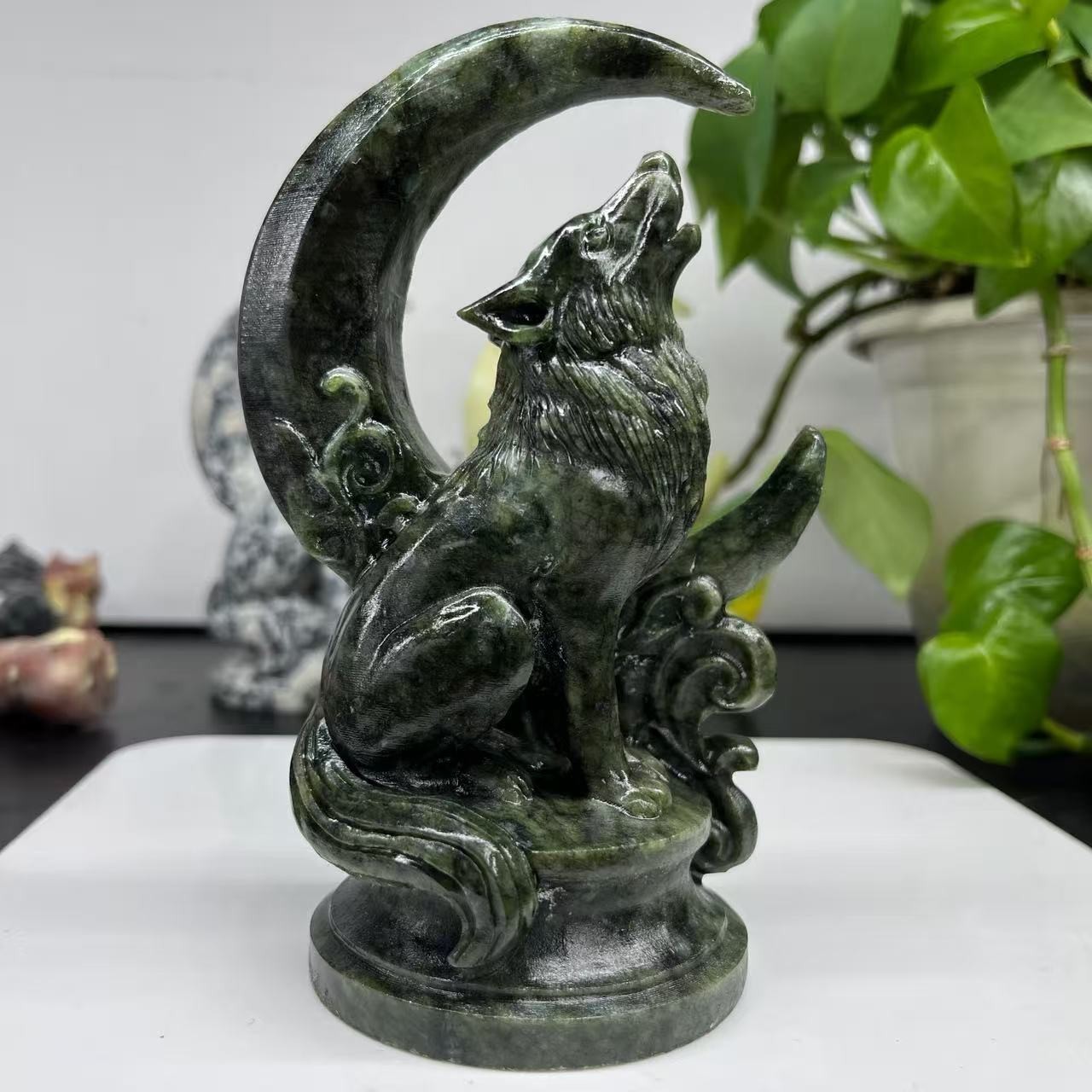 4.7" Natural Green jade Quartz Carved Wolf Skull Crystal Reiki Healing 1pc 4.7" Natural Green jade Quartz Carved Wolf Skull Crystal Reiki Healing 1pc