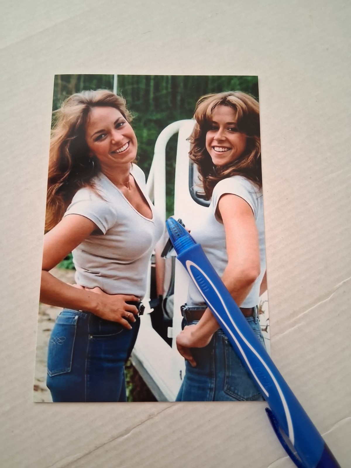 DUKES OF HAZZARD CATHERINE BACH & STUNT DOUBLE KAY KIMLER, MATTE COLOR 4X6 PHOTO DUKES OF HAZZARD CATHERINE BACH & STUNT DOUBLE KAY KIMLER, MATTE COLOR 4X6 PHOTO