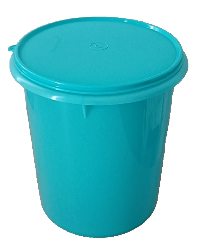 New Easter offer Tupperware Blue Giant Canister Dry Storage Food Containers 9Ltr New Easter offer Tupperware Blue Giant Canister Dry Storage Food Containers 9Ltr