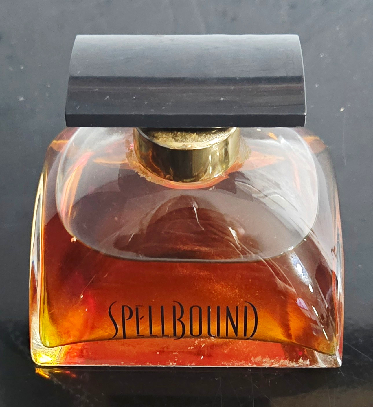 Vintage 1991 Original Formula Estée Lauder Spellbound Eau de Parfum LARGE 100 ml Vintage 1991 Original Formula Estée Lauder Spellbound Eau de Parfum LARGE 100 ml