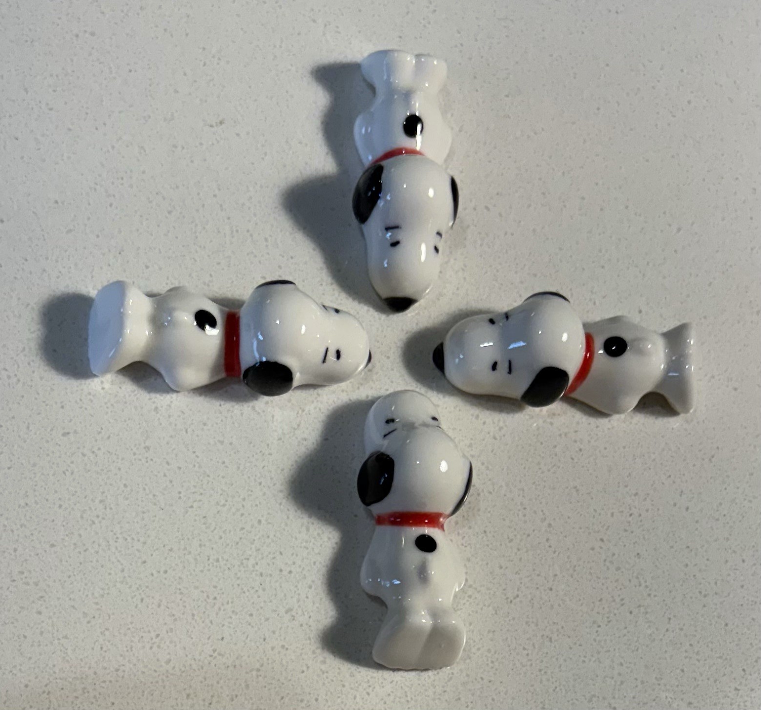( Set Of 4) Peanuts Snoopy Ceramic Decorations/Chopstick Holders