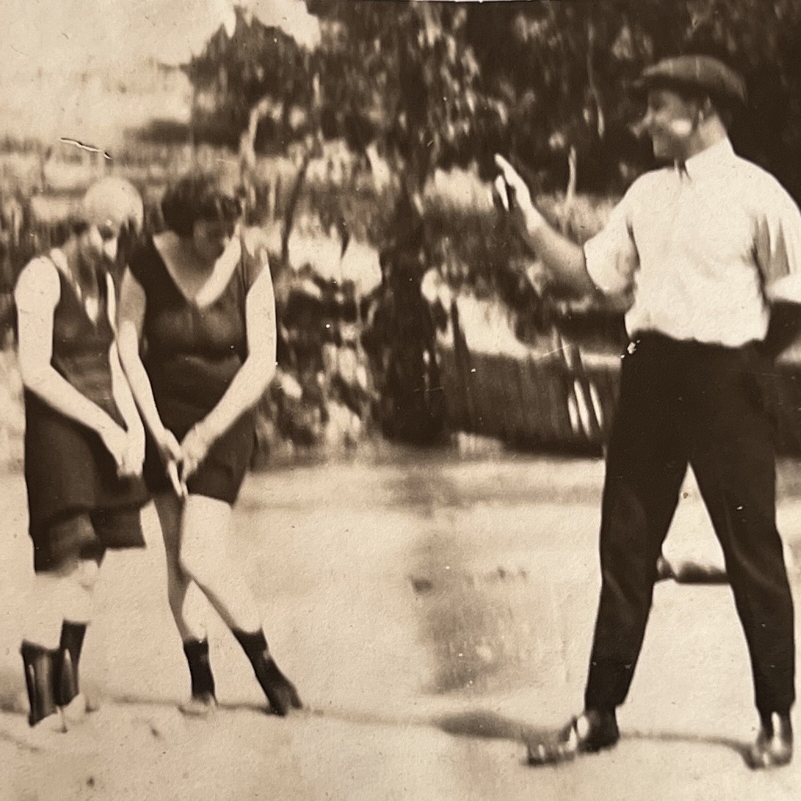 Antique Snapshot Photograph Beautiful Young Women Bathing Beauties Man ID Dean Antique Snapshot Photograph Beautiful Young Women Bathing Beauties Man ID Dean