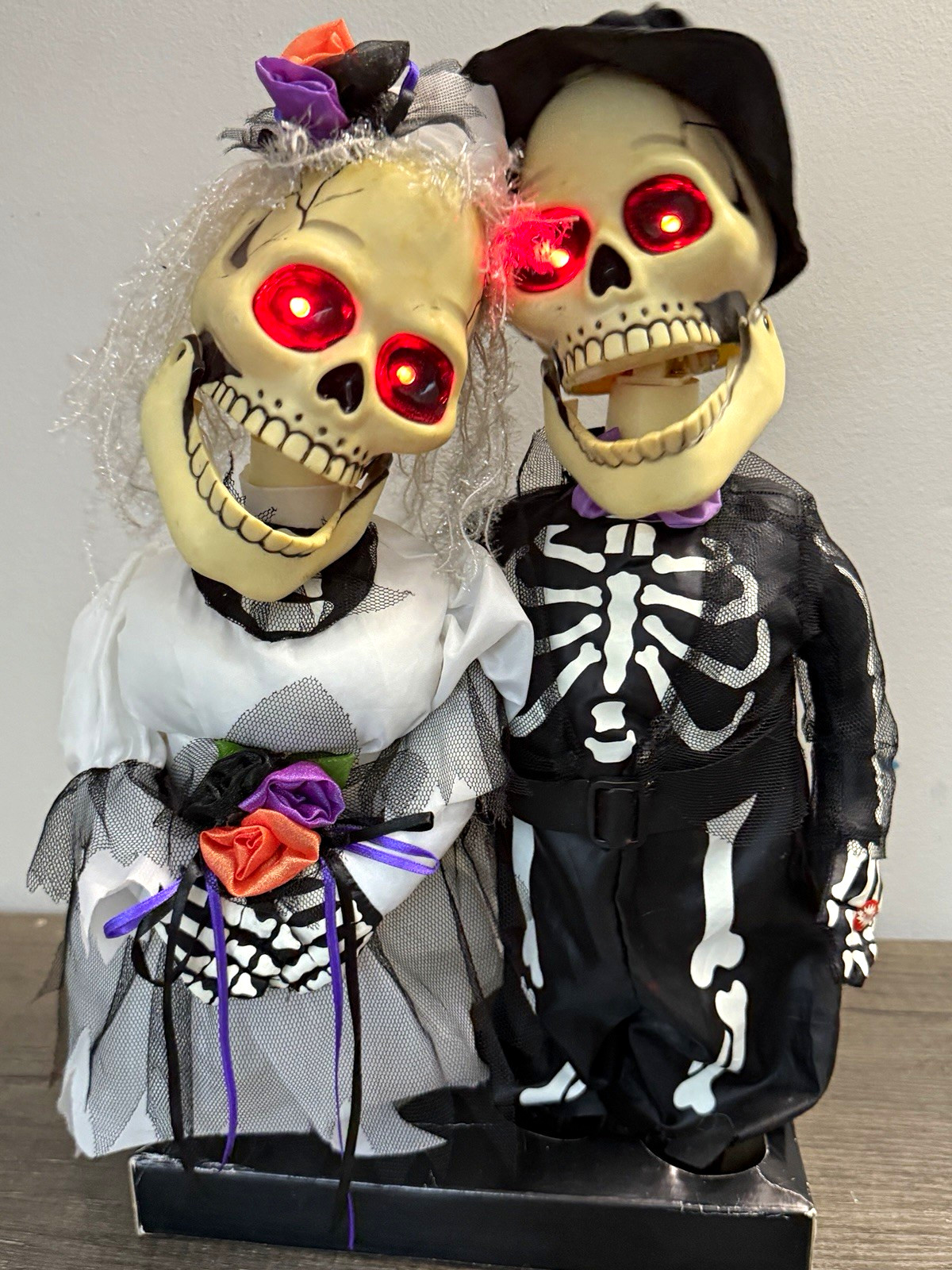 Vintage 2002 Kids of America Newly Deads Skeleton Bride Groom I Got You Babe Vintage 2002 Kids of America Newly Deads Skeleton Bride Groom I Got You Babe