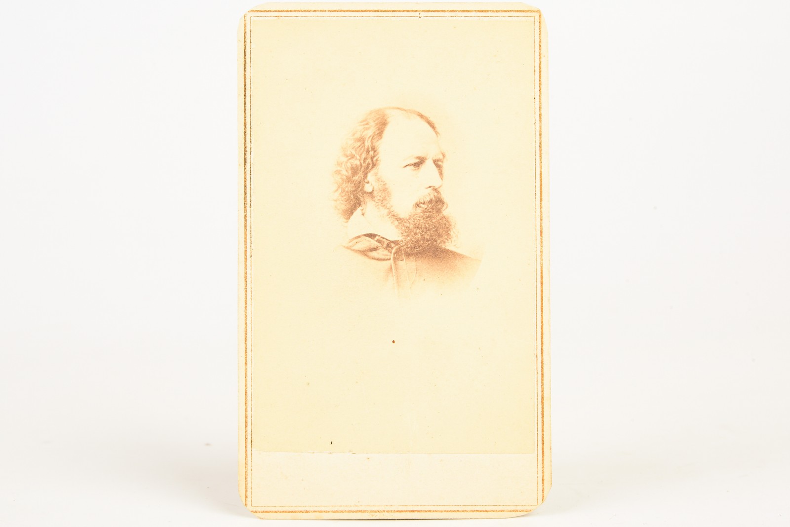 1860s CDV Carte-de-visite Photo - Alfred, Lord Tennyson Poet Laureate UK V25 1860s CDV Carte-de-visite Photo - Alfred, Lord Tennyson Poet Laureate UK V25