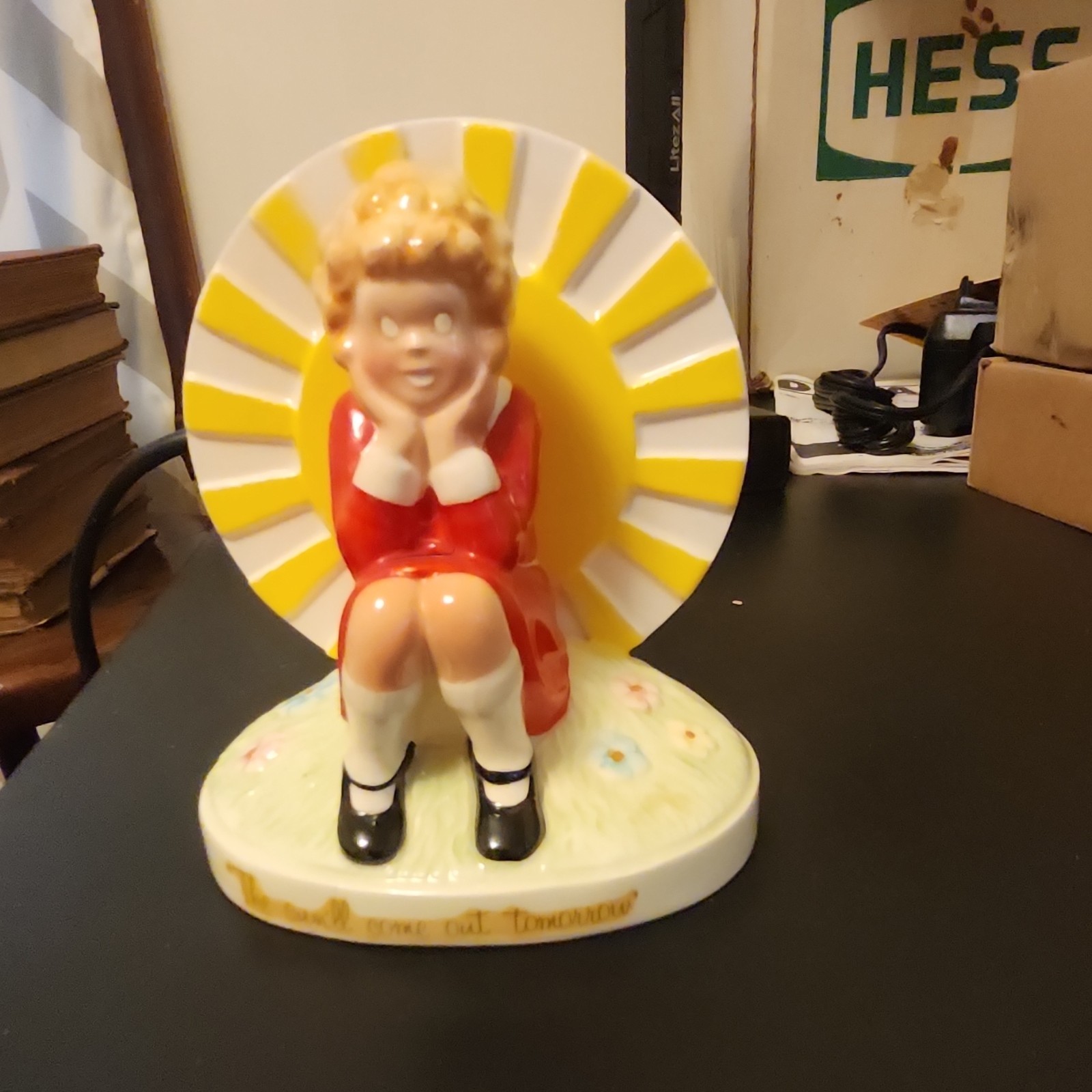Vintage APPLAUSE Annie “The sun’ll Come Out Tomorrow “ Figurine 8921 With Tag Vintage APPLAUSE Annie “The sun’ll Come Out Tomorrow “ Figurine 8921 With Tag