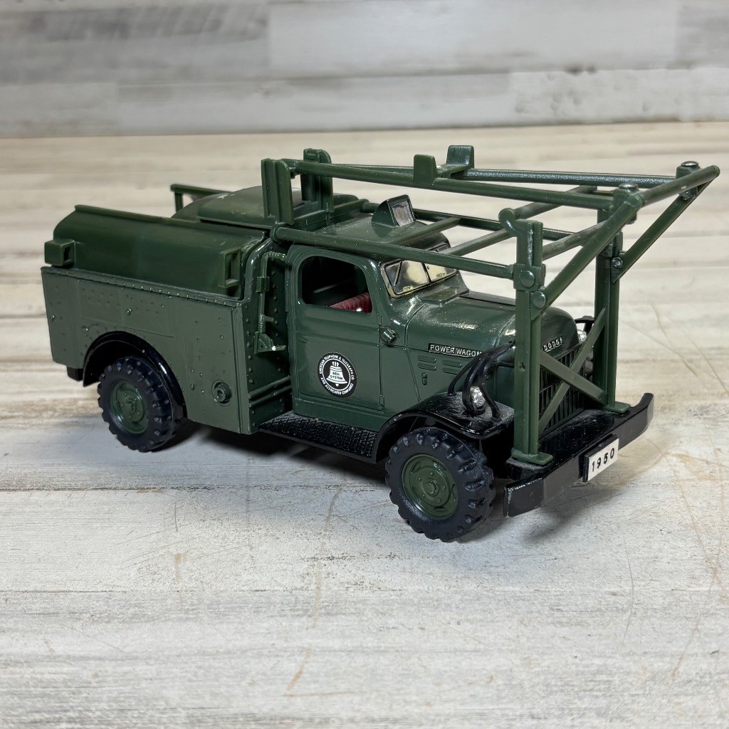 First Gear 1950 Dodge Power Wagon Bell System Utility Truck Diecast 1:34 First Gear 1950 Dodge Power Wagon Bell System Utility Truck Diecast 1:34