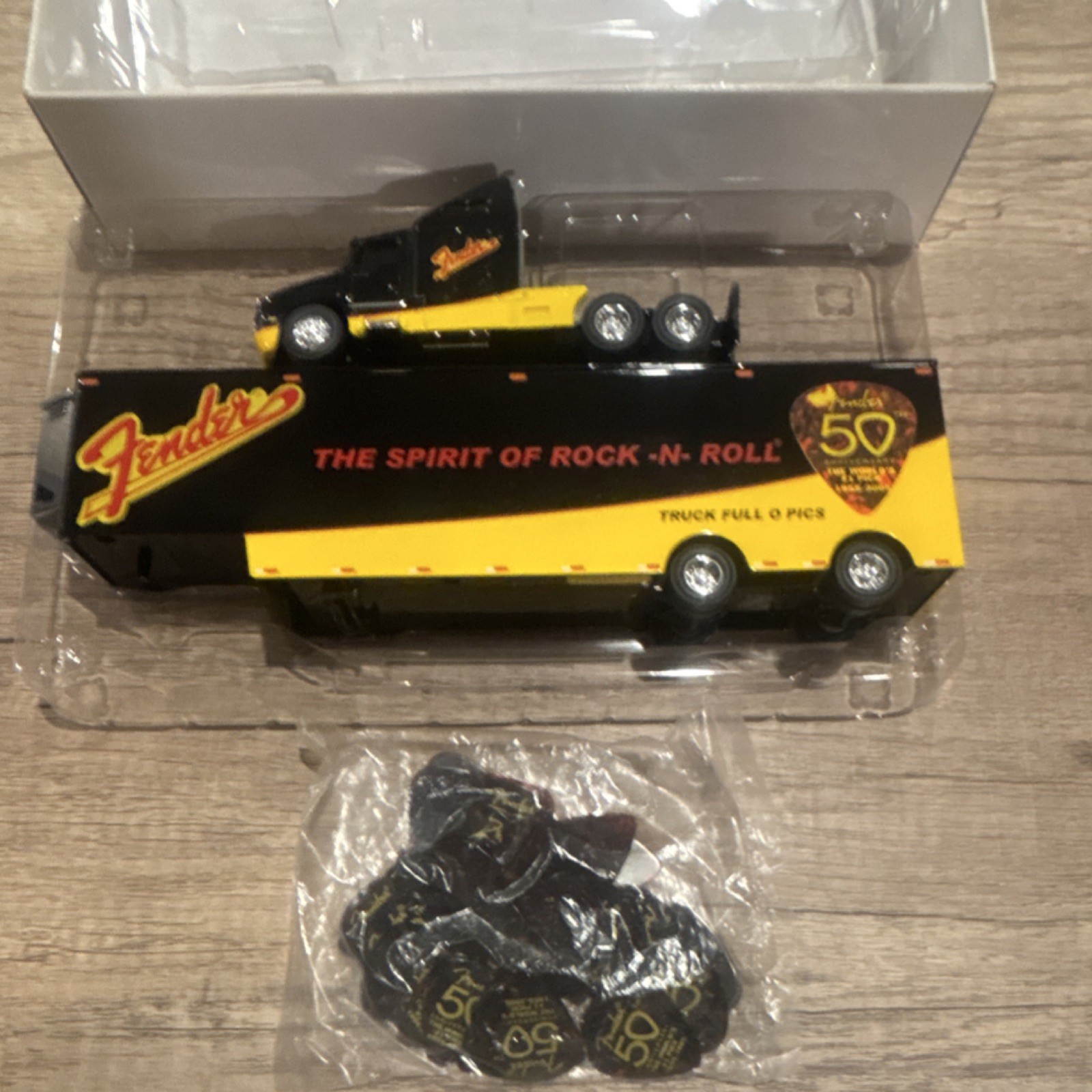 RARE Fender 50th Anniversary Diecast Truck Collectible 2005