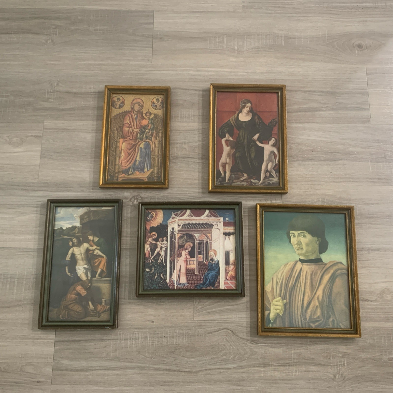 5 Vintage 1970s framed reproductions of religious paintings Madonna, Christ Etc 5 Vintage 1970s framed reproductions of religious paintings Madonna, Christ Etc