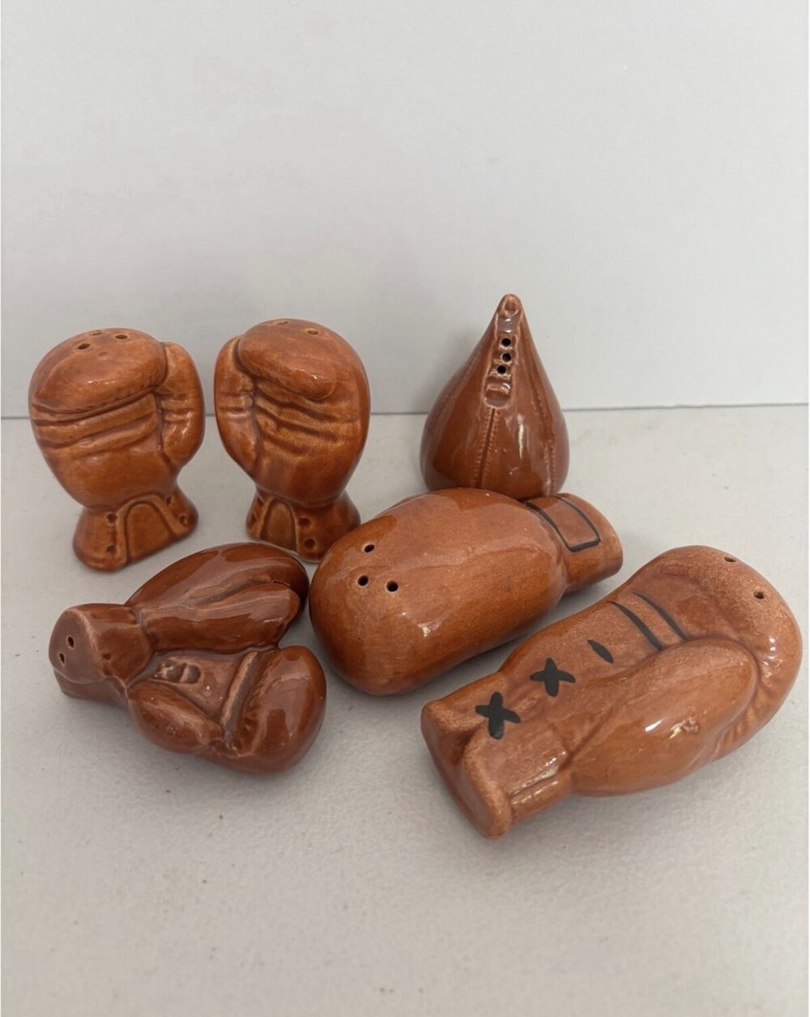 Vintage boxing gloves salt and pepper shakers Vintage boxing gloves salt and pepper shakers