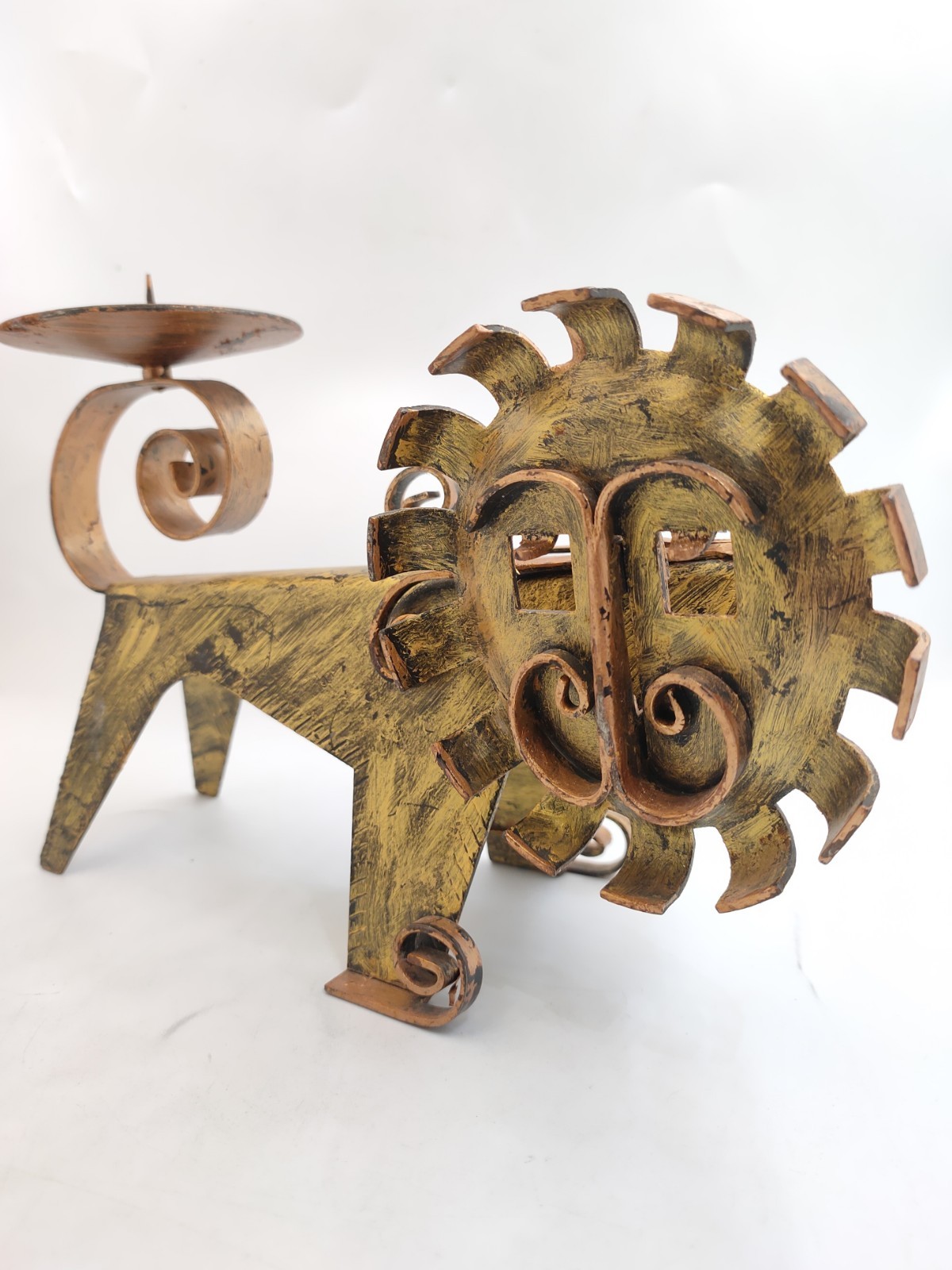 Vintage Forged Iron Lion Candlestick Handmade Metal Candle Holder Retro Decor Vintage Forged Iron Lion Candlestick Handmade Metal Candle Holder Retro Decor