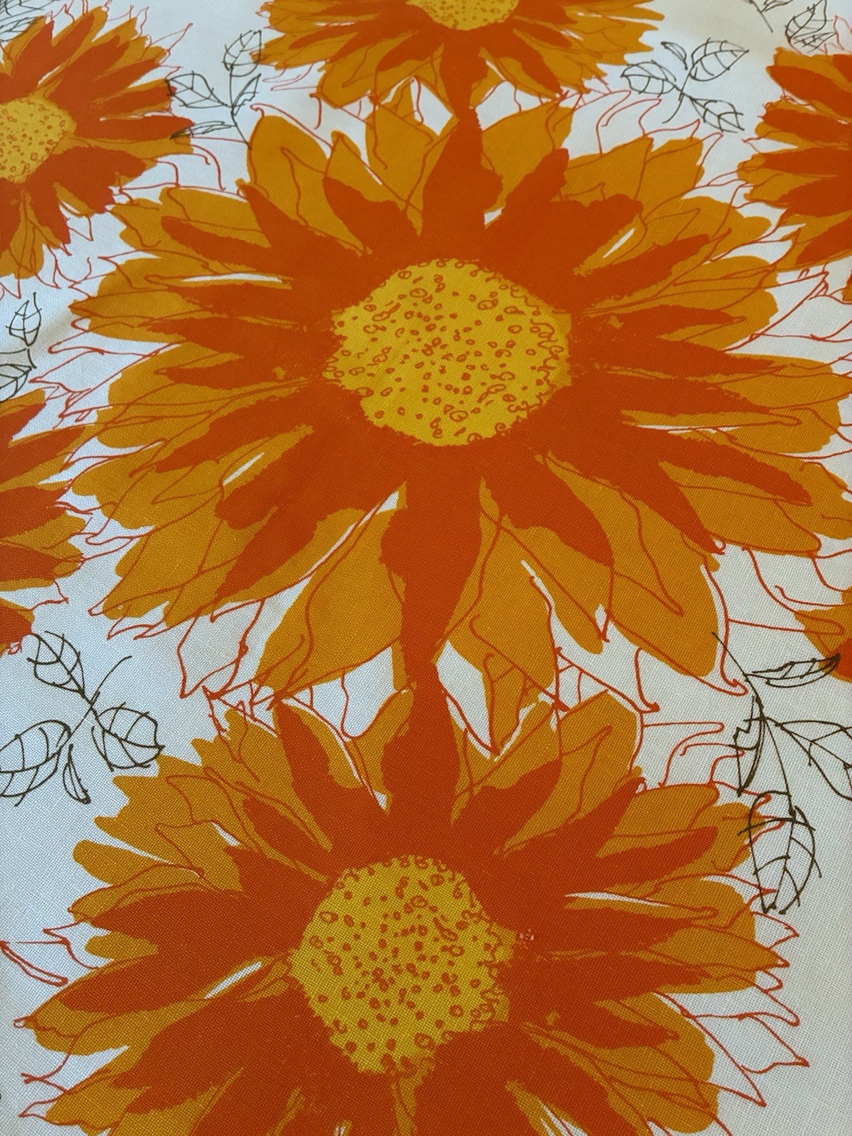 Vtg Vera Neumann Sunflower Tablecloth 68x52 Linen Blend Orange Yellow MCM 70s Vtg Vera Neumann Sunflower Tablecloth 68x52 Linen Blend Orange Yellow MCM 70s