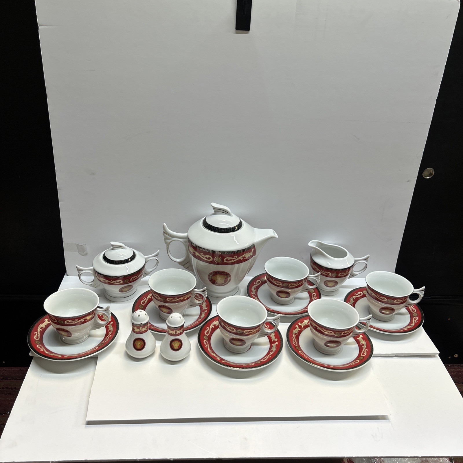 19Pc Medusa Head Red Black Gold Porcelain Tea Set Teapot Cups Saucers Serving 19Pc Medusa Head Red Black Gold Porcelain Tea Set Teapot Cups Saucers Serving