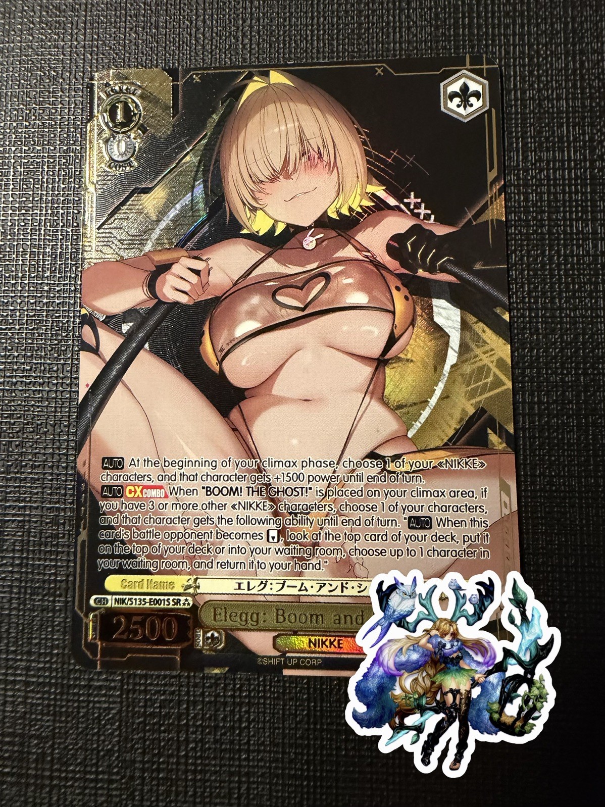 Weiss Schwarz EN NIKKE V2 NIK/S135-E001S SR 3* Elegg: Boom and Shock Weiss Schwarz EN NIKKE V2 NIK/S135-E001S SR 3* Elegg: Boom and Shock