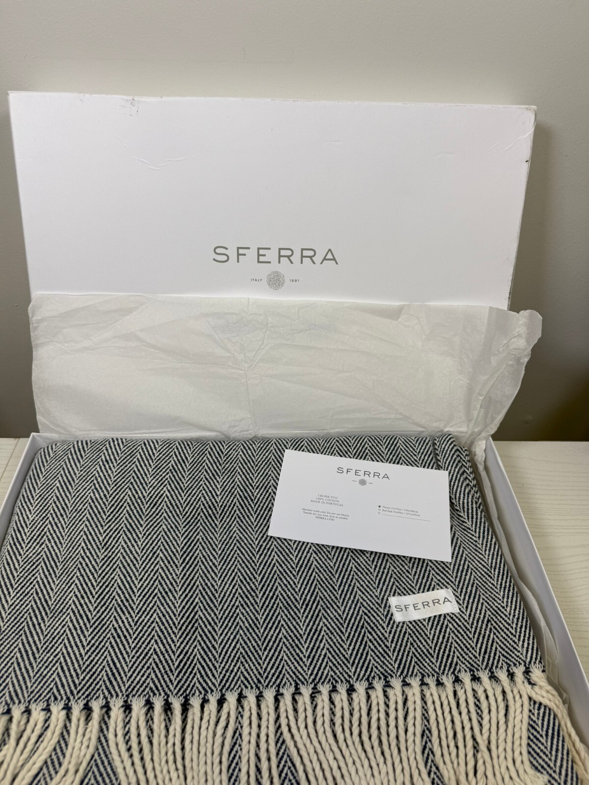 (10) SFERRA Herringbone 51x71 Throw Blanket 100% Cotton Twisted Fringe New Box (10) SFERRA Herringbone 51x71 Throw Blanket 100% Cotton Twisted Fringe New Box