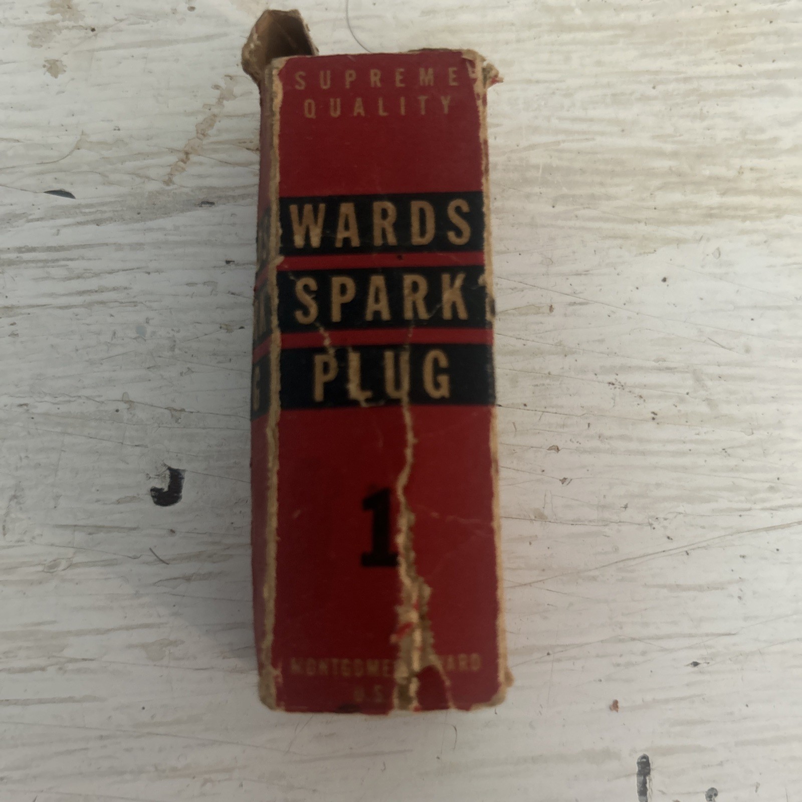 Montgomery Ward ("Wards") spark plug #1 And Box Montgomery Ward ("Wards") spark plug #1 And Box