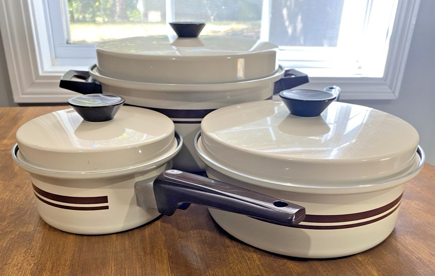 Vintage Mirro 6 Piece Set Saucepans, Stock Pot & Covers USA Almond Brown NEW