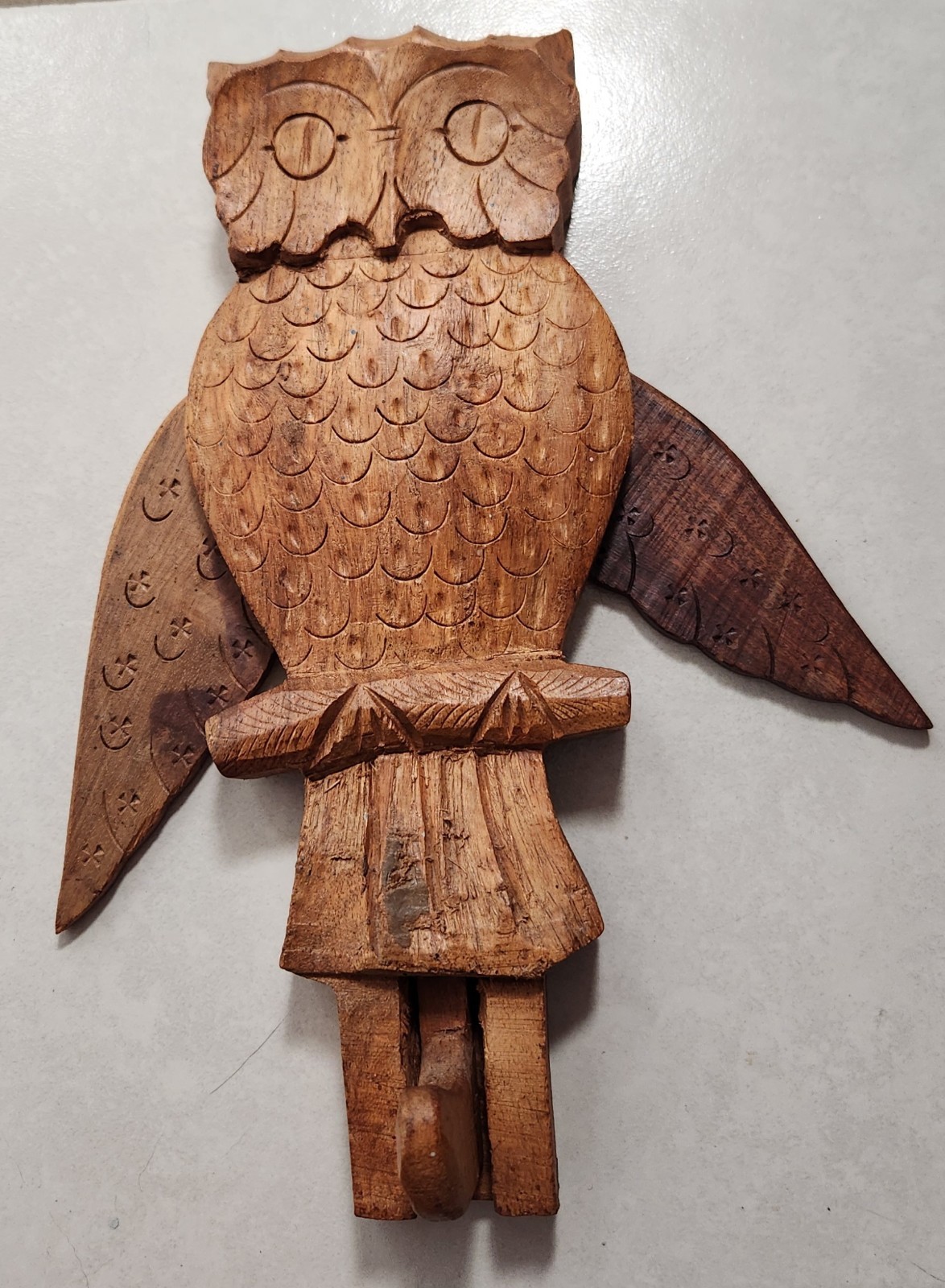 Vintage Hand-carved Wooded Owl Wall Hook- Mechanical Moving Wings Fork Art Deco Vintage Hand-carved Wooded Owl Wall Hook- Mechanical Moving Wings Fork Art Deco