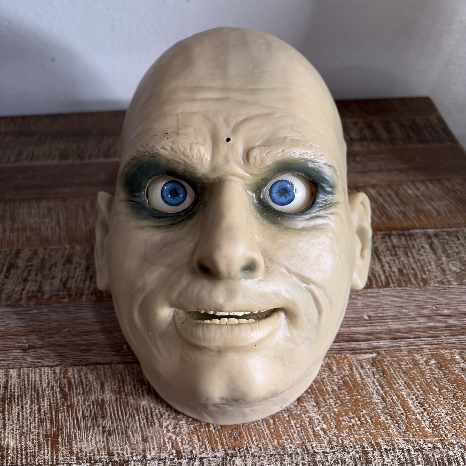 VTG Gemmy Uncle Fester Jeeves Head Animated Motion Sensor Works No Talk No Dish VTG Gemmy Uncle Fester Jeeves Head Animated Motion Sensor Works No Talk No Dish