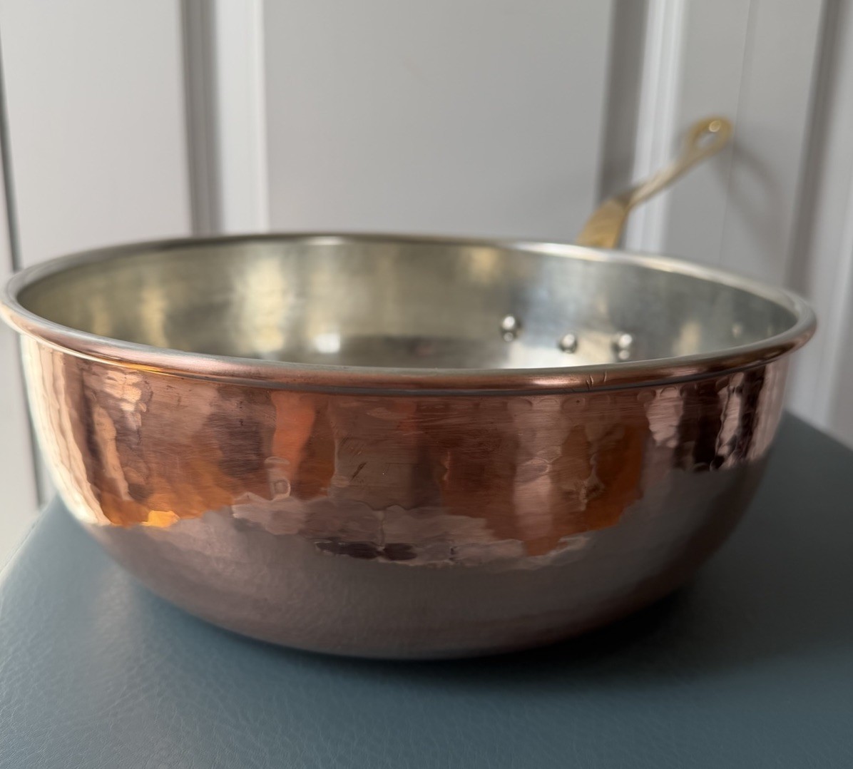 Ruffoni Historia Hammered Copper Chef’s Pan w/ Acorn Handle, New Ruffoni Historia Hammered Copper Chef’s Pan w/ Acorn Handle, New