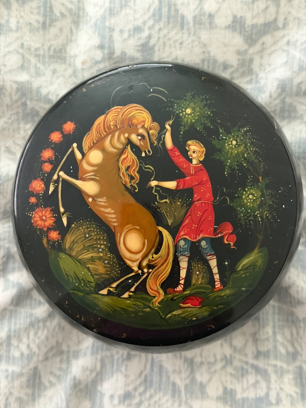 Vintage Russian Folk Art Lacquer 5.5" Trinket Box with Hand Painted Horse Motif Vintage Russian Folk Art Lacquer 5.5" Trinket Box with Hand Painted Horse Motif