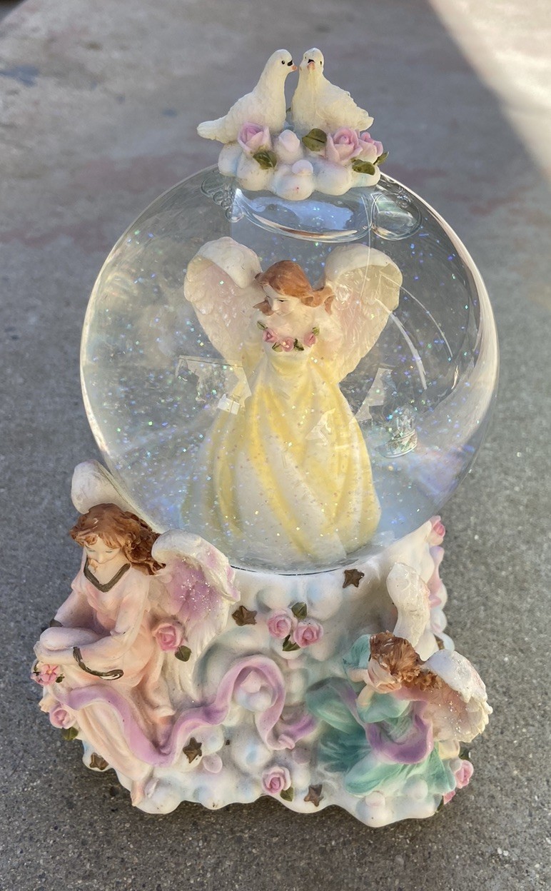 Vtg 90s Angel Musical Snow Globe Doves Clouds Pastel Cherub Music Box Tested