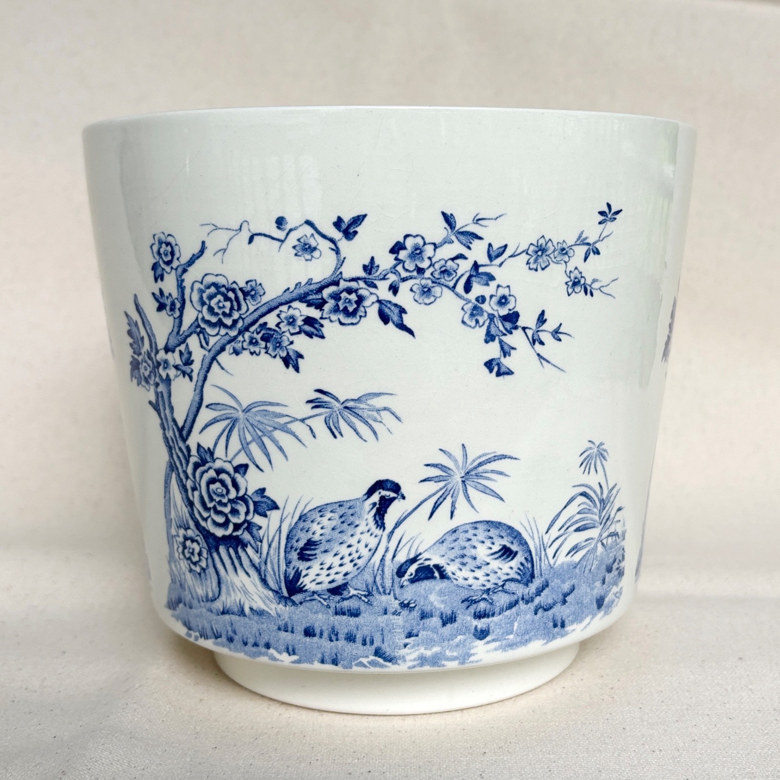 Rare Vintage Furnivals 1913 Blue Quail Cache Pot Planter Pot Made in England Rare Vintage Furnivals 1913 Blue Quail Cache Pot Planter Pot Made in England