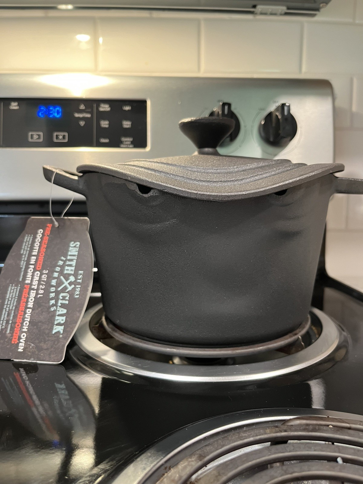 RARE HTF Smith & Clark 3 Qt Quart Cast Iron Dutch Oven Steam Eyes - BRAND NEW
