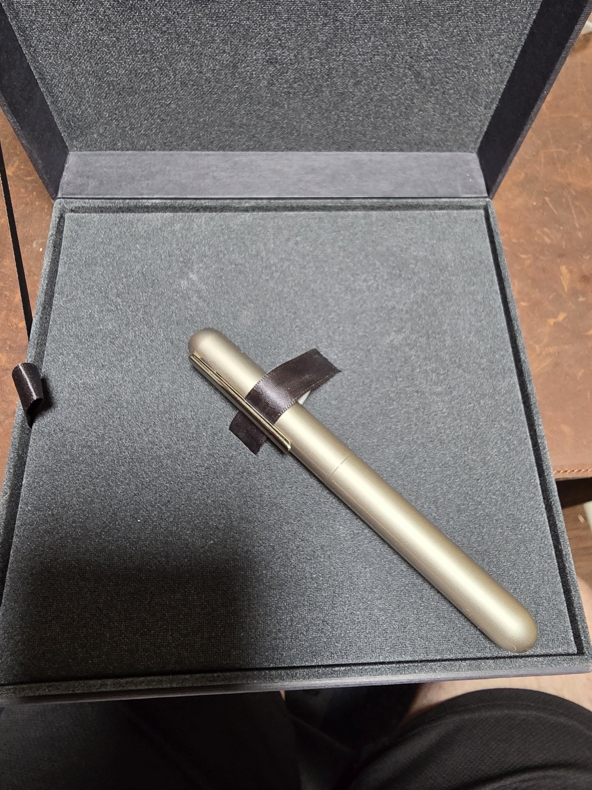 LAMY 074 PD PALLADIUM DIALOG 3 BROAD (B) FOUNTAIN PEN 4000543 LAMY 074 PD PALLADIUM DIALOG 3 BROAD (B) FOUNTAIN PEN 4000543